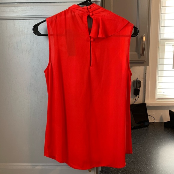 Sleeveless Coral Ruffle top - Picture 2 of 3